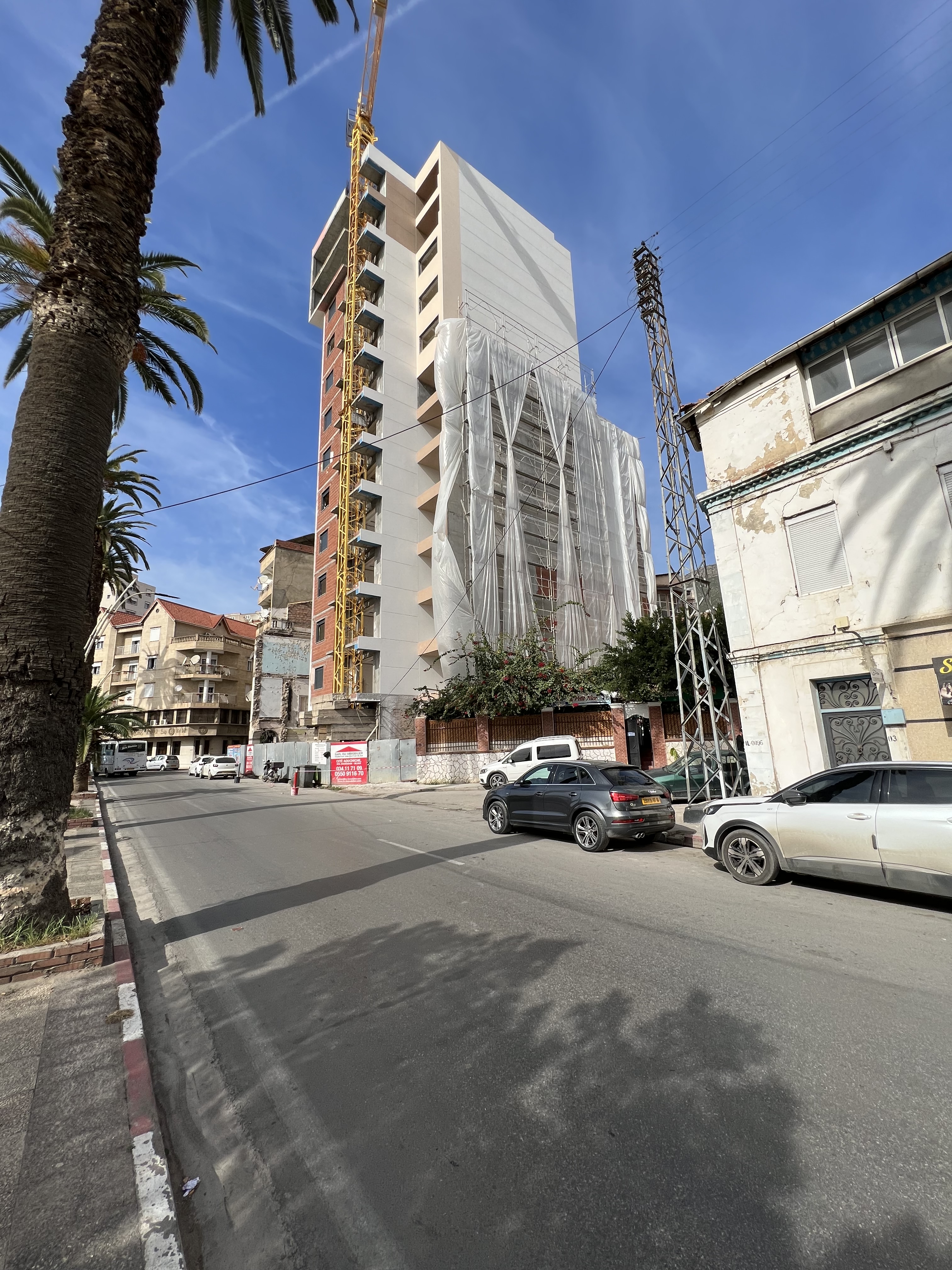 Ben Boulaïd — Salon spacieux