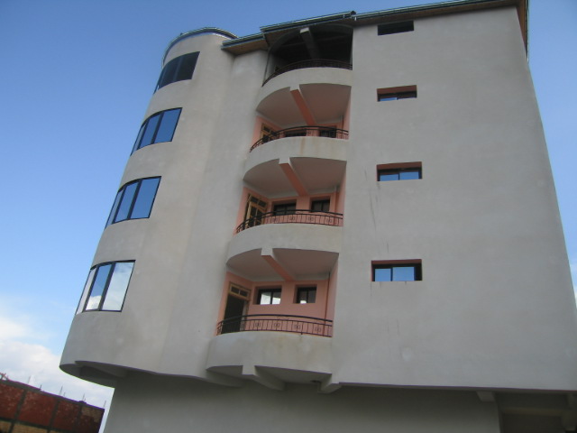 Tichy — Vue ensemble